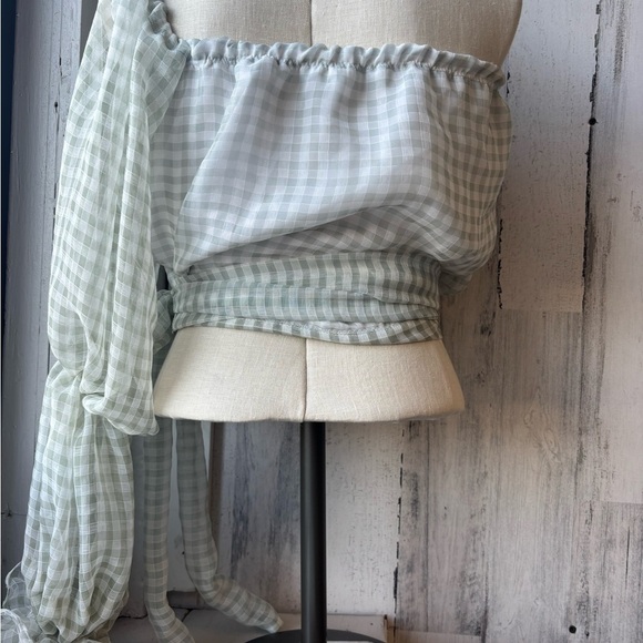 Asymmetrical Sleeve Blouse With Scrunchie - Picture 4 of 10